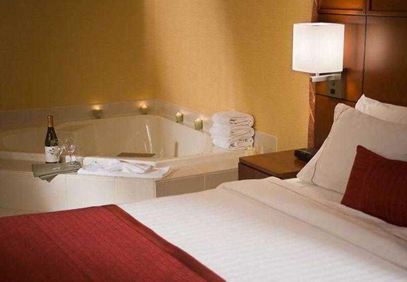 Courtyard Providence Downtown Hotel Ngoại thất bức ảnh